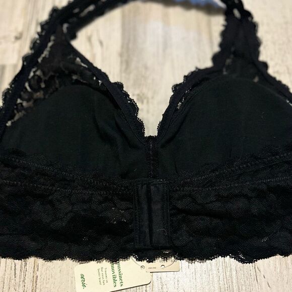 NWT Aerie Animal Lace Halter Bralette - Picture 6 of 6